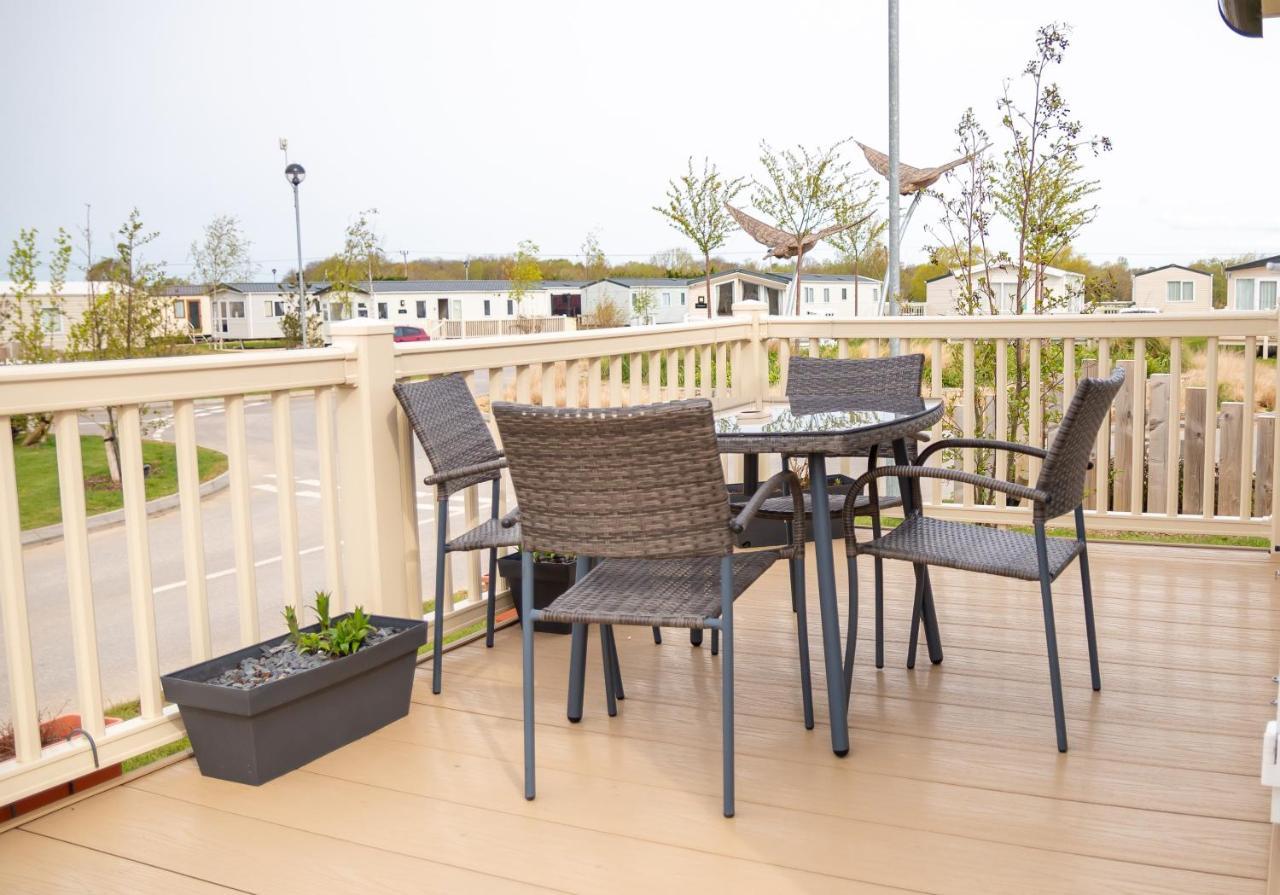 Luxury Lancaster Lodge - The Best Hot Tub Getaway! Tattershall Exterior photo
